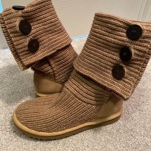 UGG classic cardy boots